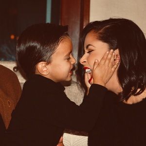 Meet your Posher, Viri